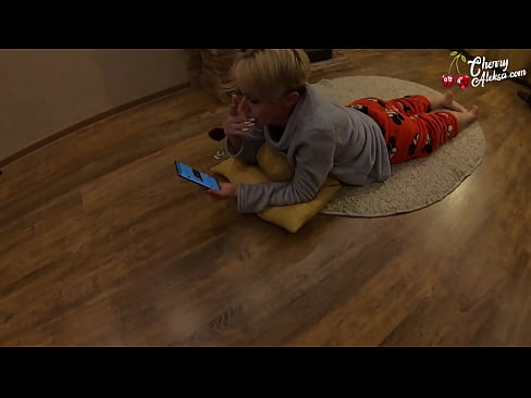 ❤️ Loira Louca a Chupar Pila Enorme a Chupar e a Saltar sobre ela - Sexo Anal Porno vk em porno pt.eviewporn.ru ❌❤